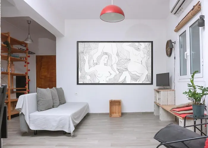 Downtown Nest With Balcony Appartamento *